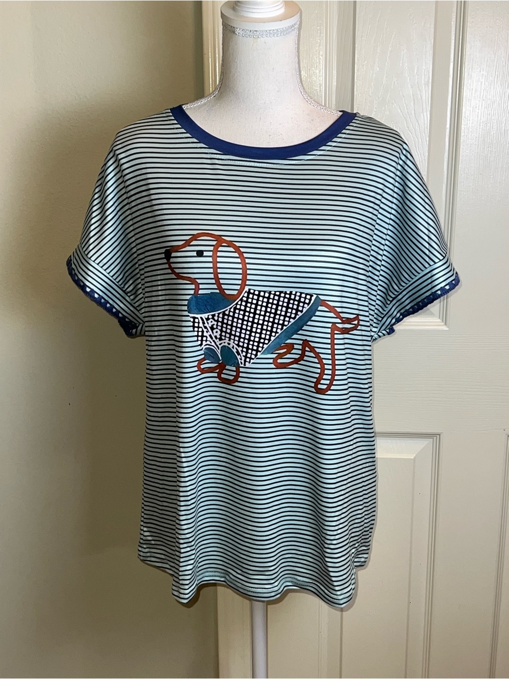 NWOT Dachshund Graphic Top